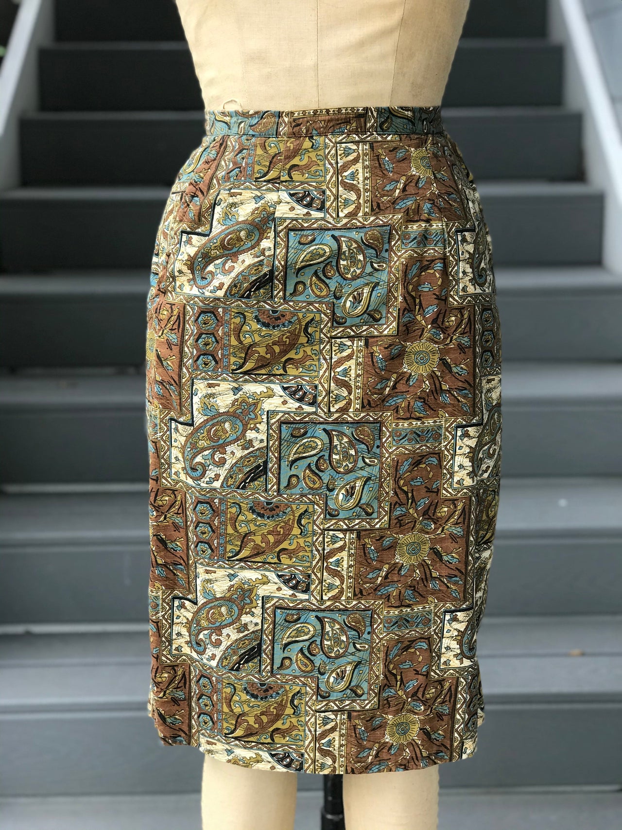 1950s Tiki Pencil Skirt Skirt or Pant Bloomers and Frocks 