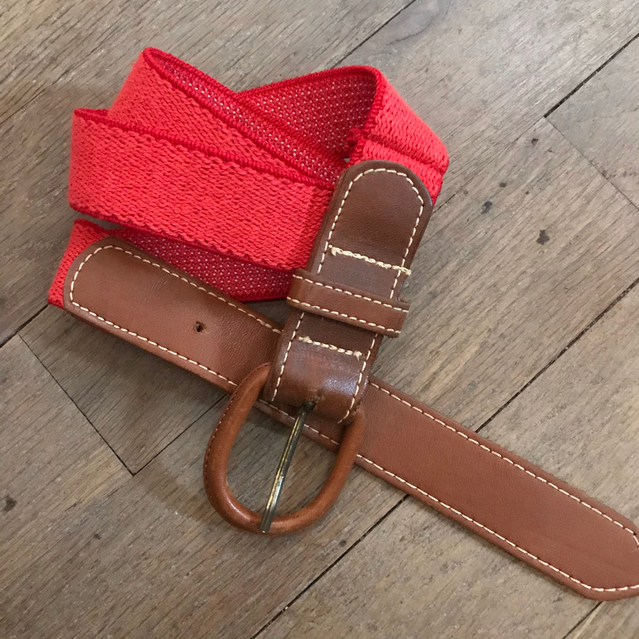 1970s Red Elastic Stretch Belt with Leather Buckle Accessory Bloomers and Frocks 