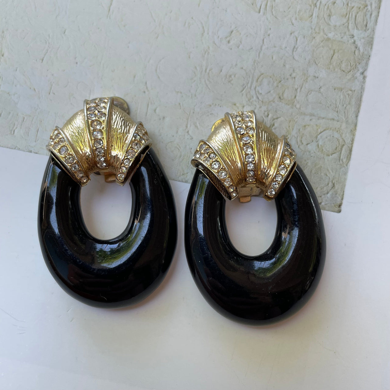 Black and gold clip on earrings Jewelry Bloomers and Frocks 