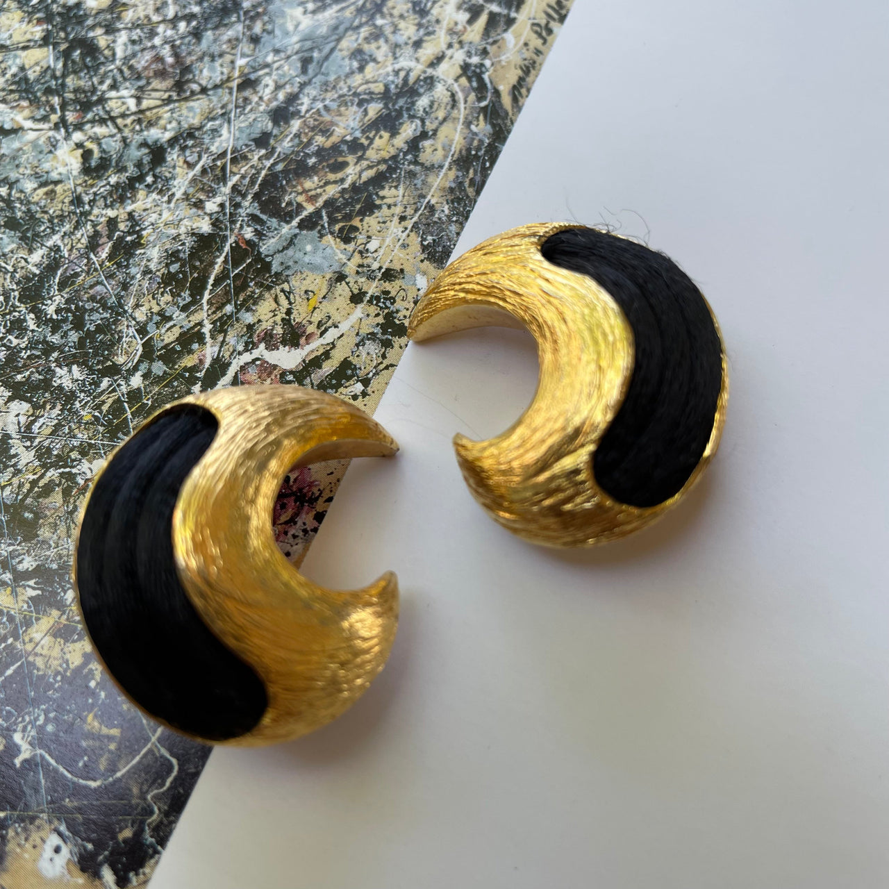 Black and gold earrings Earrings Bloomers and Frocks 