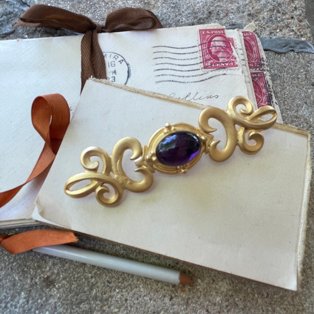 Matte Gold Brooch with a purple Cabochon Jewelry Bloomers and Frocks 