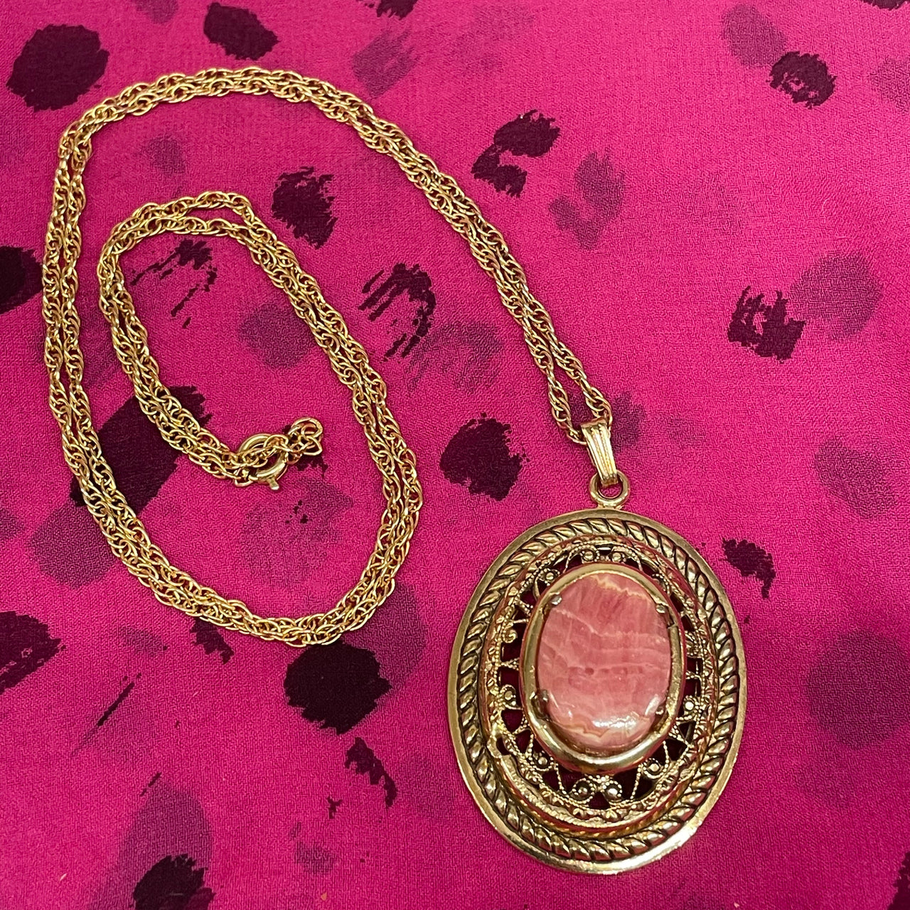 Pink Stone Gold Necklace (Barbie) Bloomers and Frocks 
