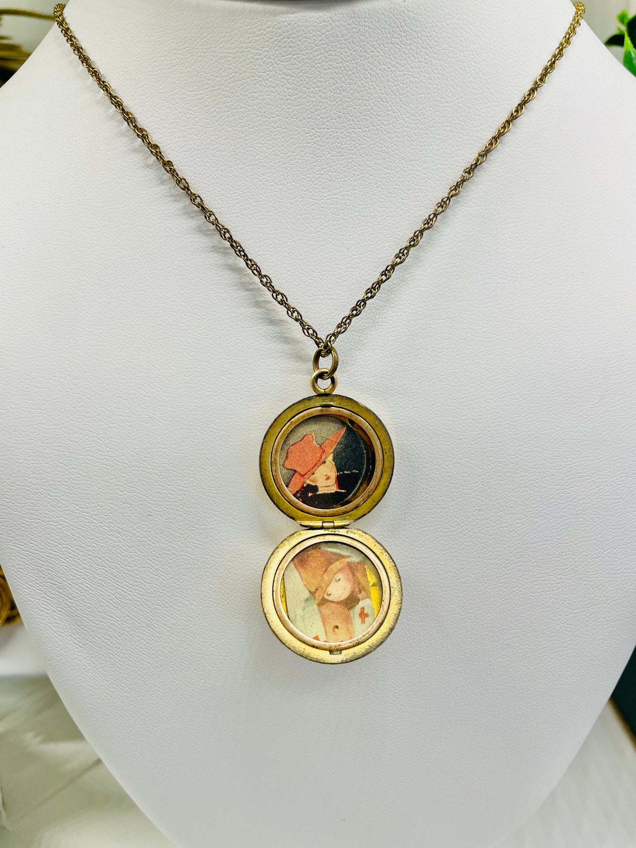 Victorian Gold Fill Round Initial Locket Necklace Jewelry Bloomers and Frocks 